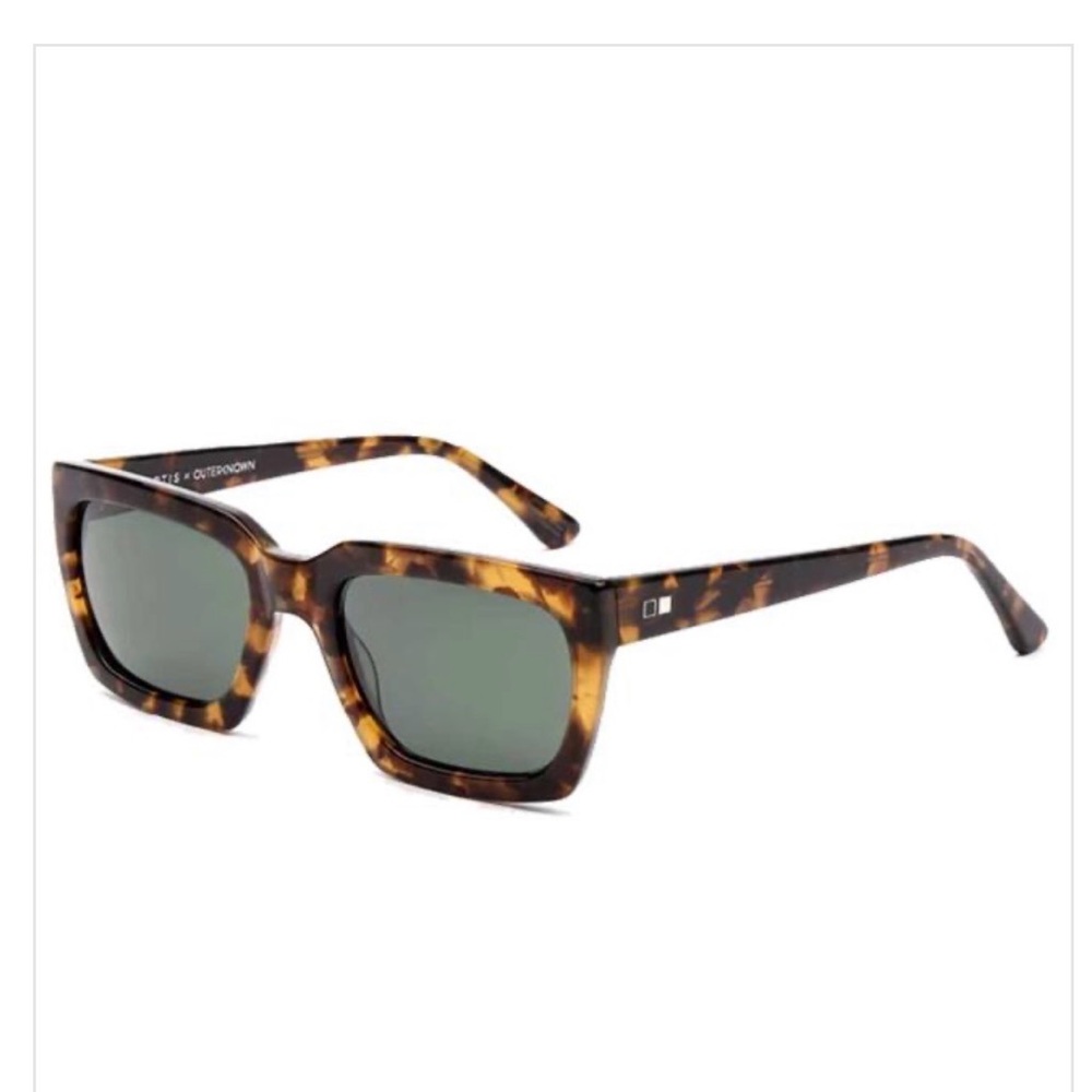 Ottis x outerknown Valentine tortoise